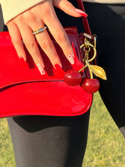 Designed for both style and serenity, this ring features a whisper-quiet spinning band. It’s a refined, discreet way to channel restless energy—perfect for replacing habits like pen-clicking or cuticle-picking with a smooth, tactile shimmer. Long-lasting 18k Gold plated, waterproof material.&nbsp;
